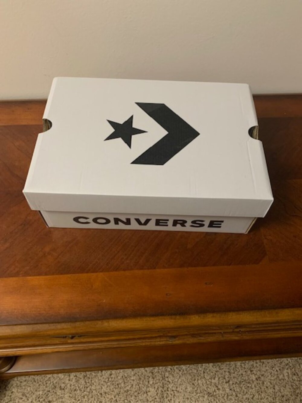 NWT pull on Converse shoes - Picture 7 of 7